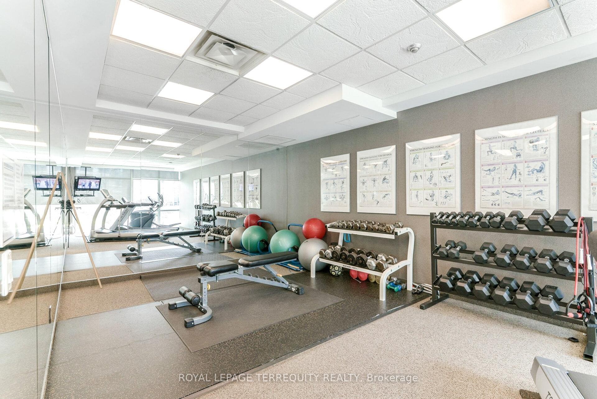 911-5 Marine Parade Drive, Toronto, ON