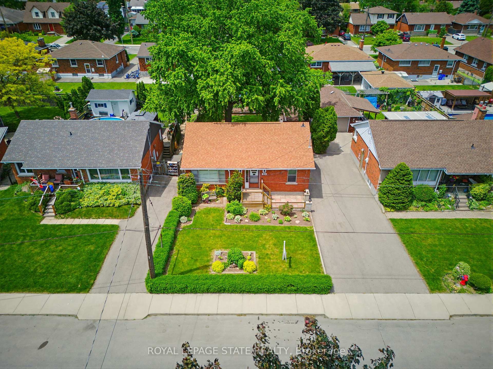 98 Wise Crescent, Hamilton, ON