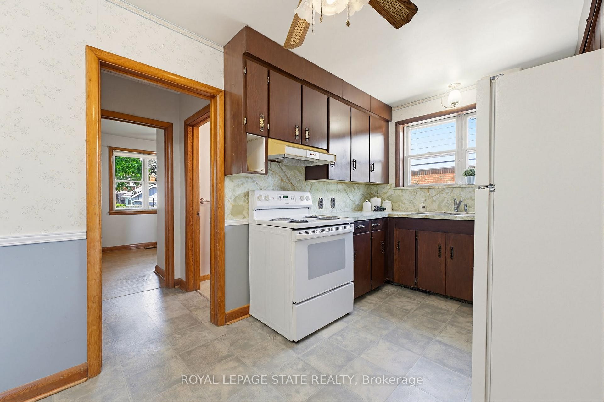98 Wise Crescent, Hamilton, ON