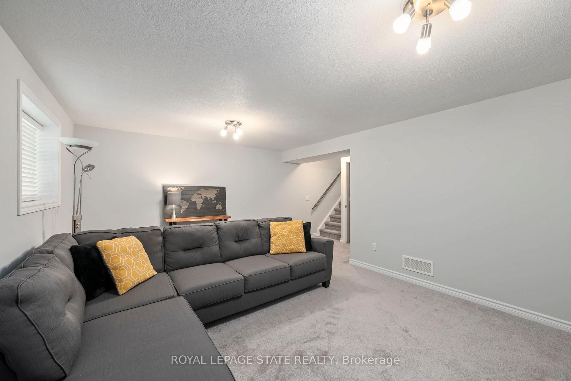 149-1061 Eagletrace Drive, London North, ON