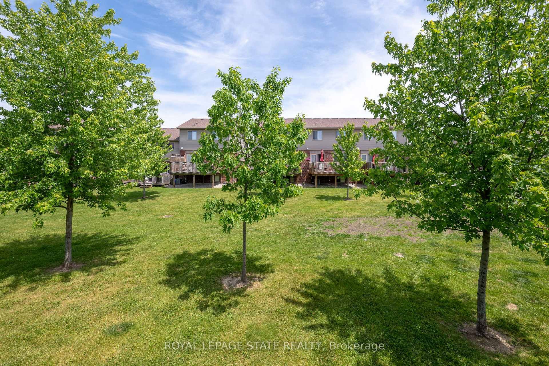 149-1061 Eagletrace Drive, London North, ON