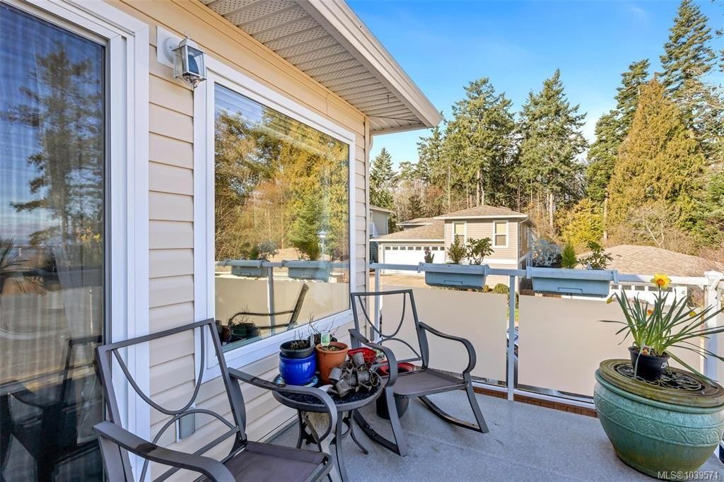 #1-2740 Stautw Rd, Central Saanich, BC