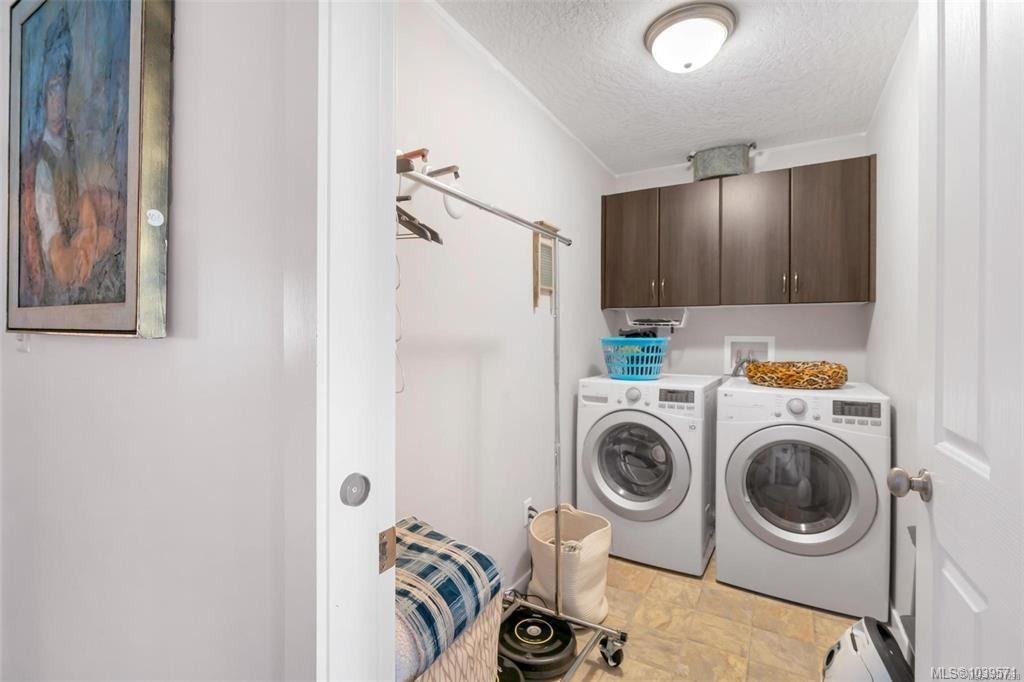 #1-2740 Stautw Rd, Central Saanich, BC