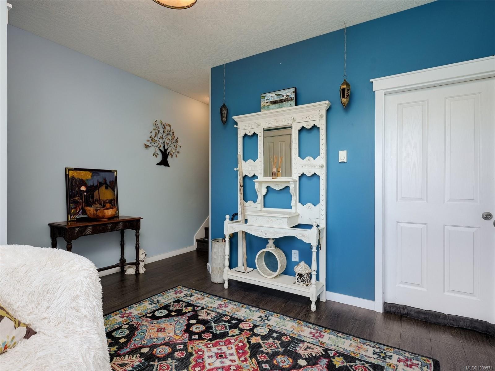 #1-2740 Stautw Rd, Central Saanich, BC