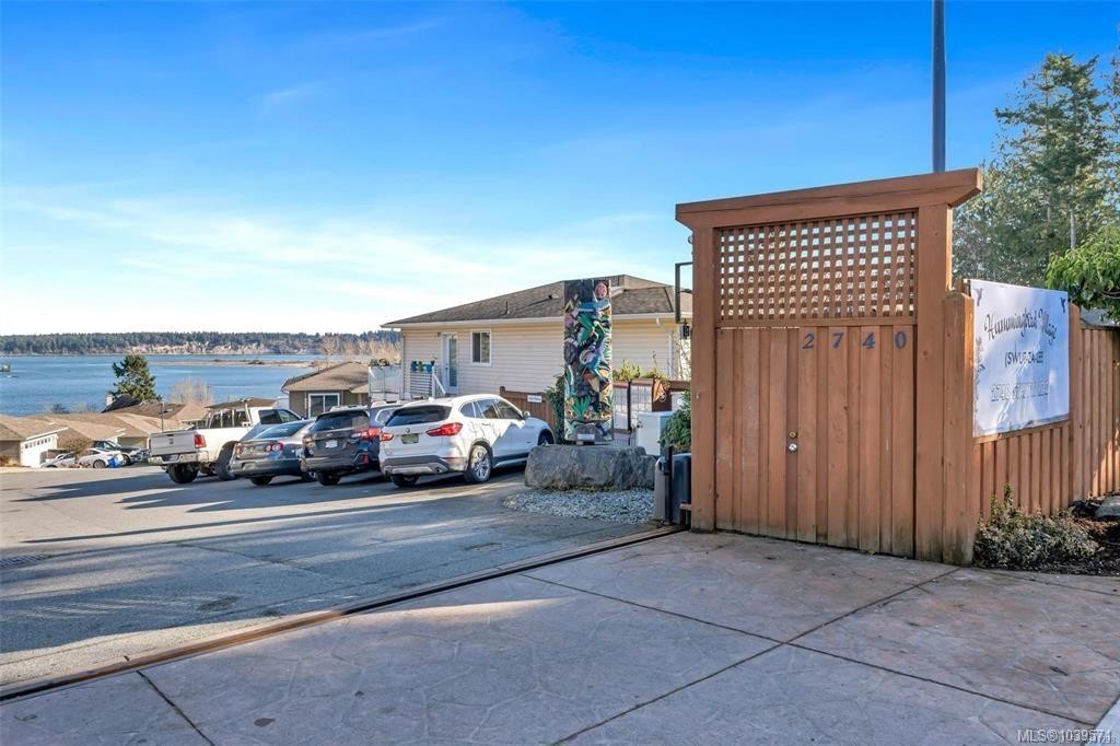 #1-2740 Stautw Rd, Central Saanich, BC