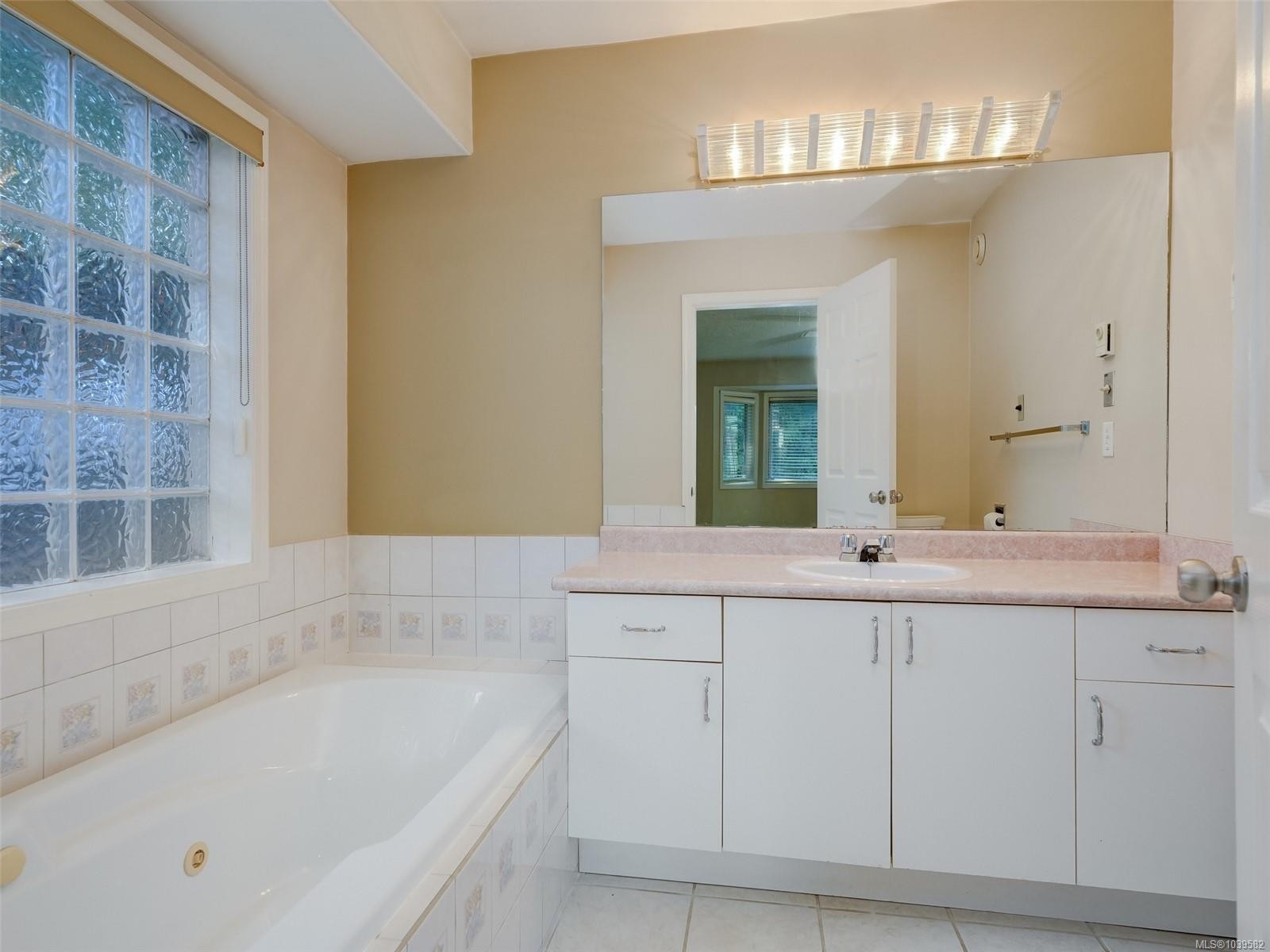 6749 Rhodonite Dr, Sooke, BC