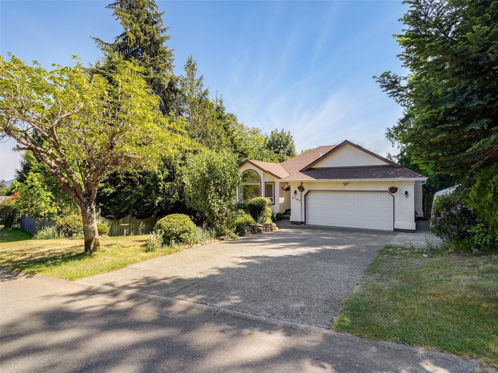 6749 Rhodonite Dr, Sooke, BC