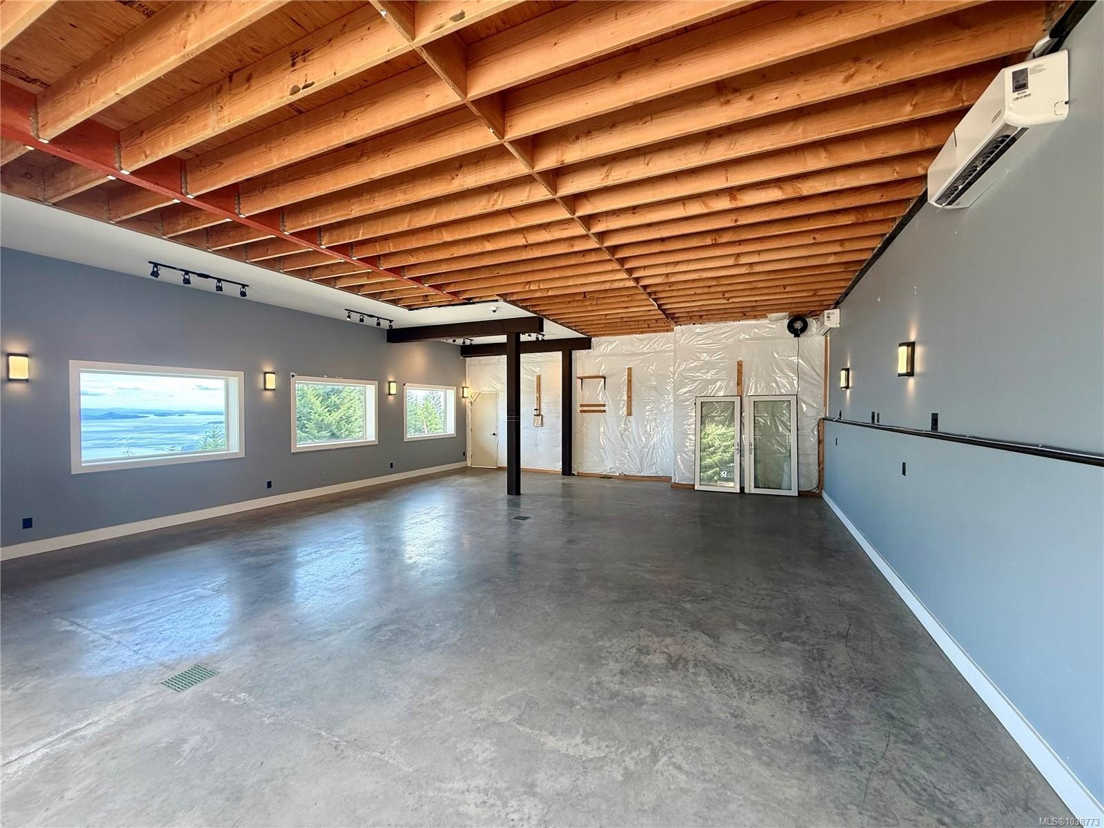 641 Annas Dr Sw, Salt Spring, BC