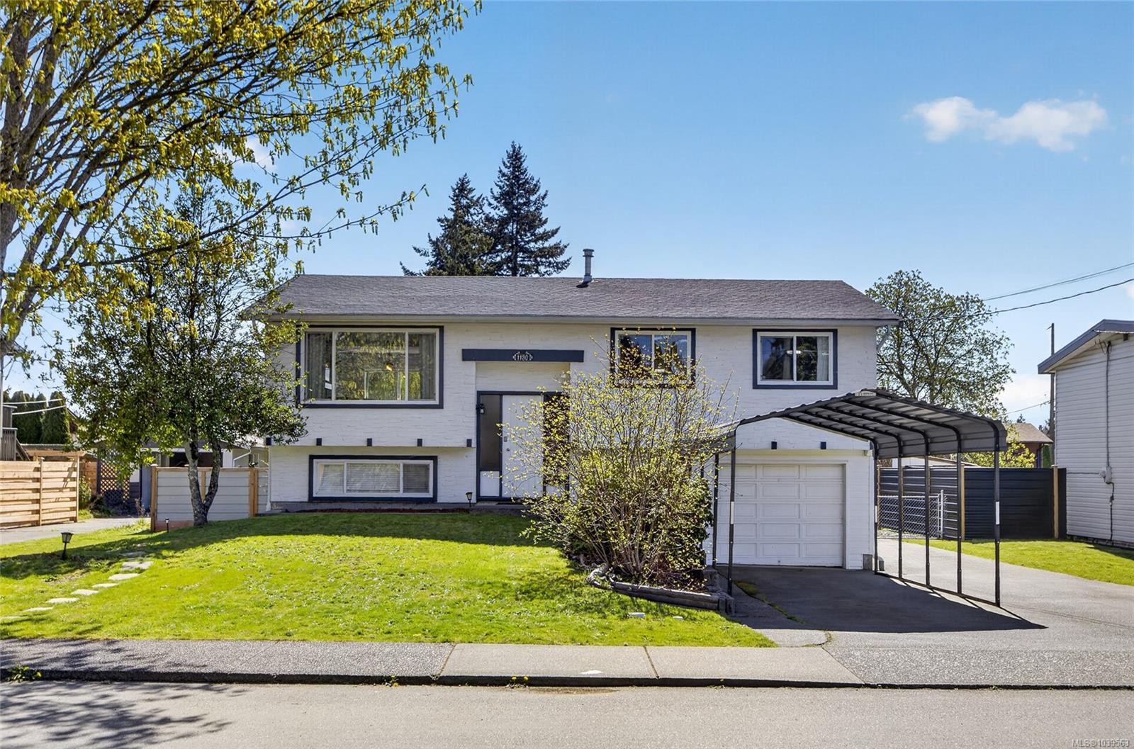 1130 21St St, Courtenay, BC
