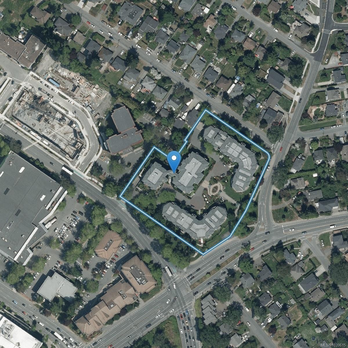 #212-894 Vernon Ave, Saanich, BC