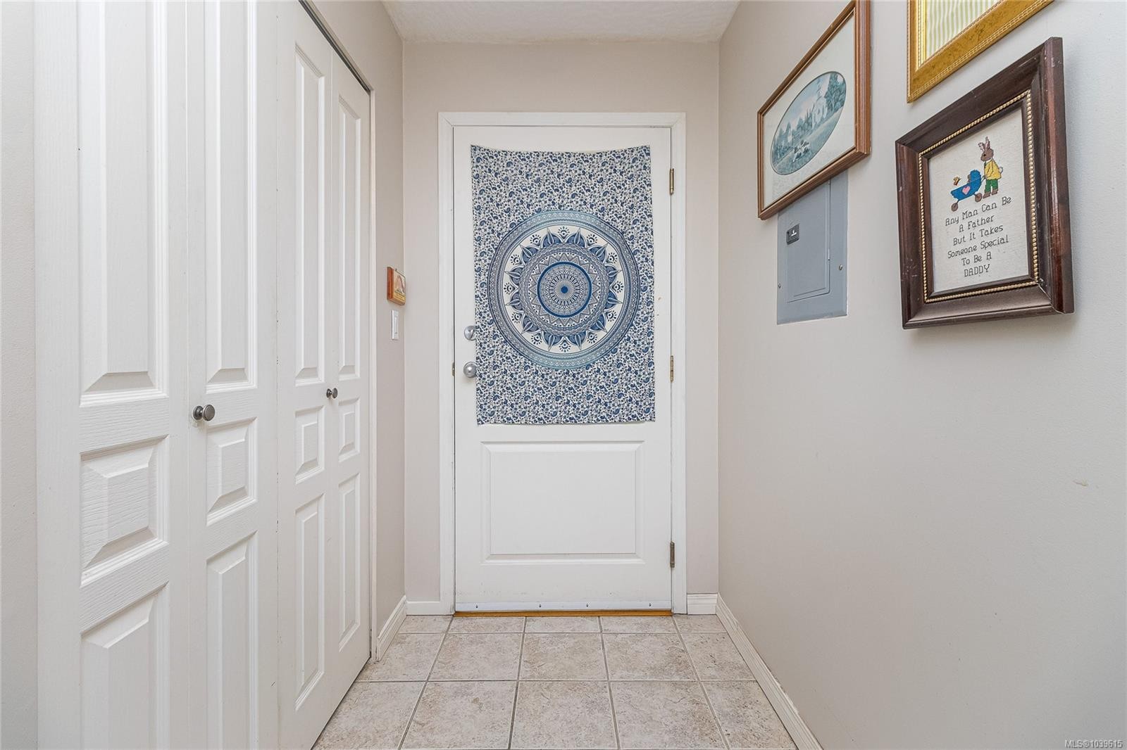 #212-894 Vernon Ave, Saanich, BC