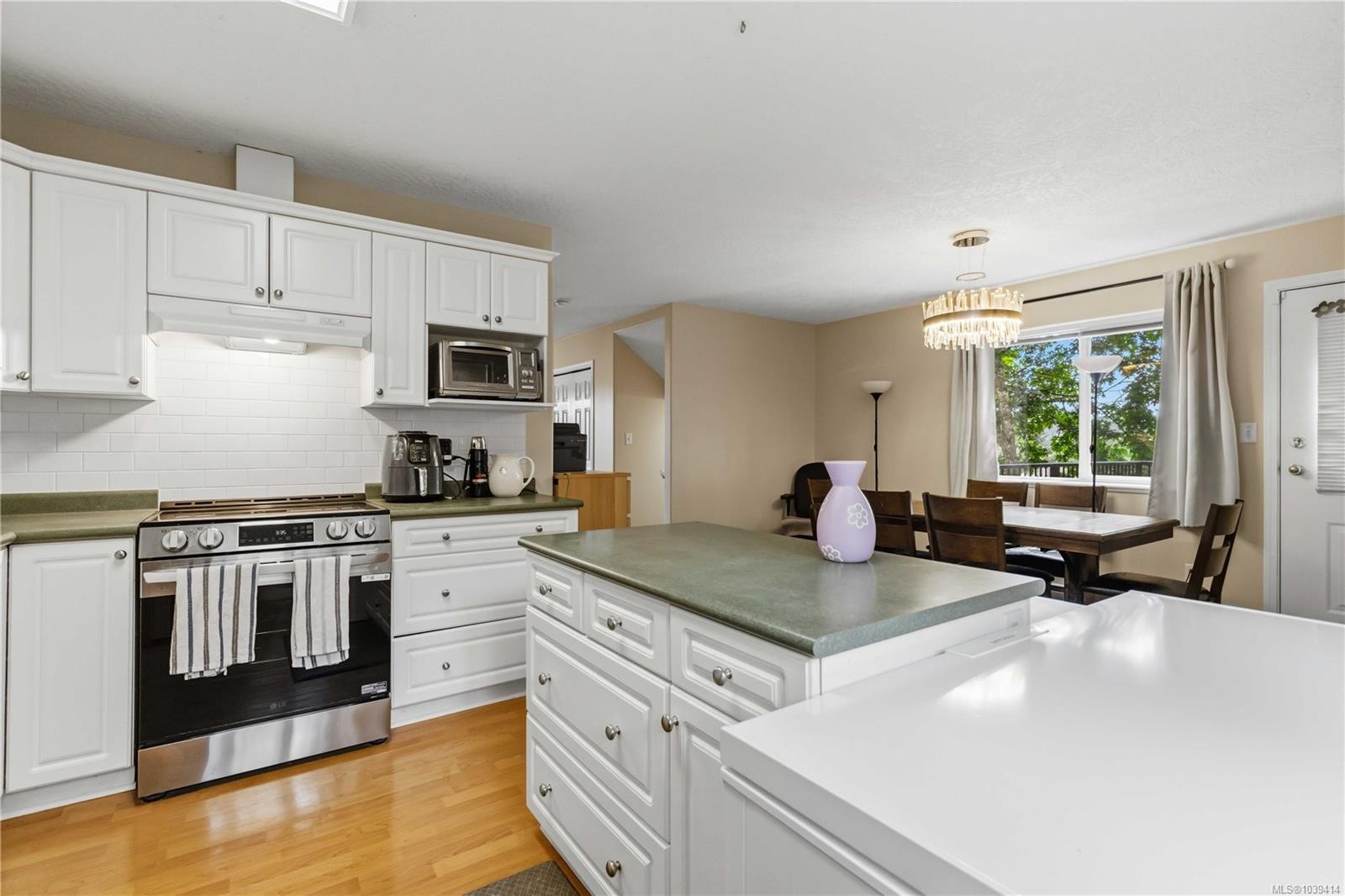 1131 Donna Ave, Langford, BC