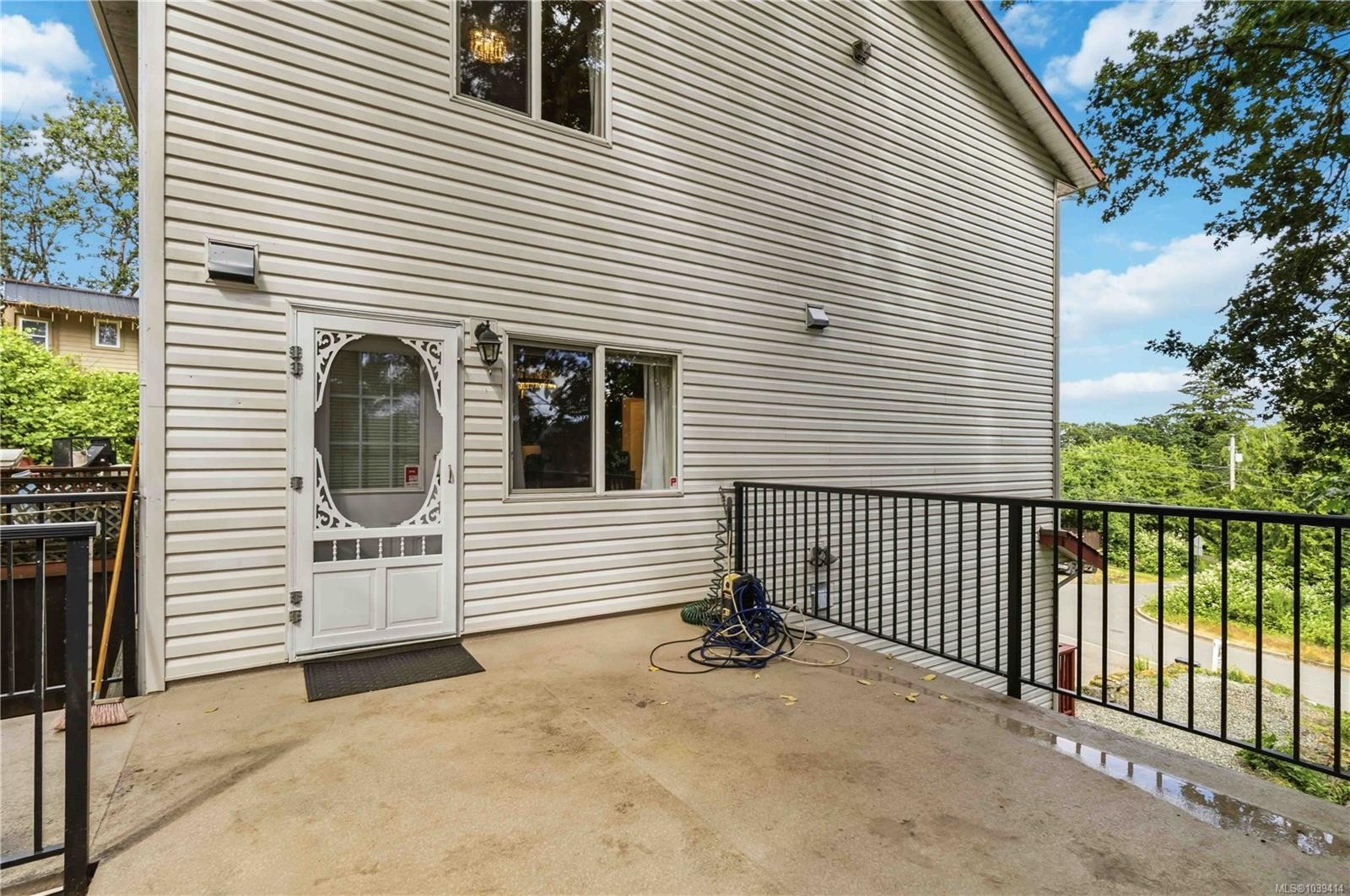 1131 Donna Ave, Langford, BC