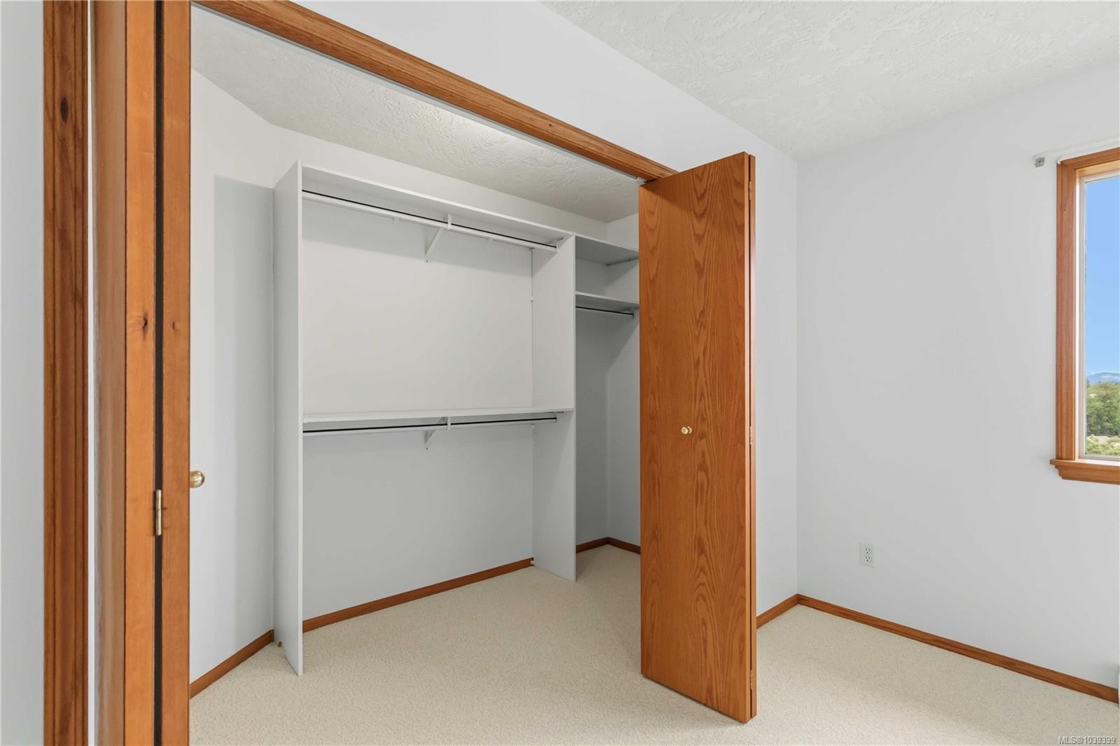 1785 Cedar Hill Cross Rd, Saanich, BC