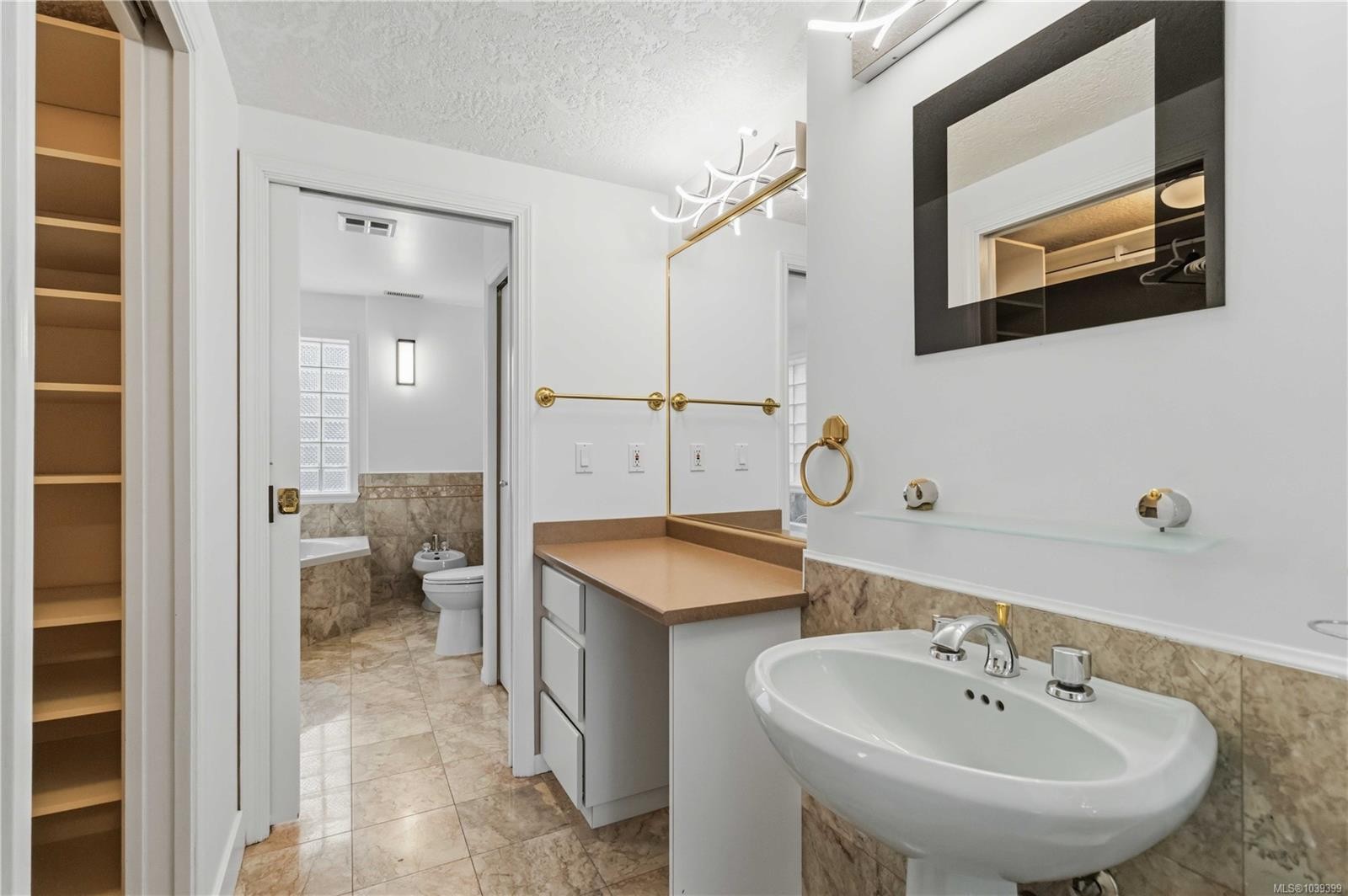 1785 Cedar Hill Cross Rd, Saanich, BC