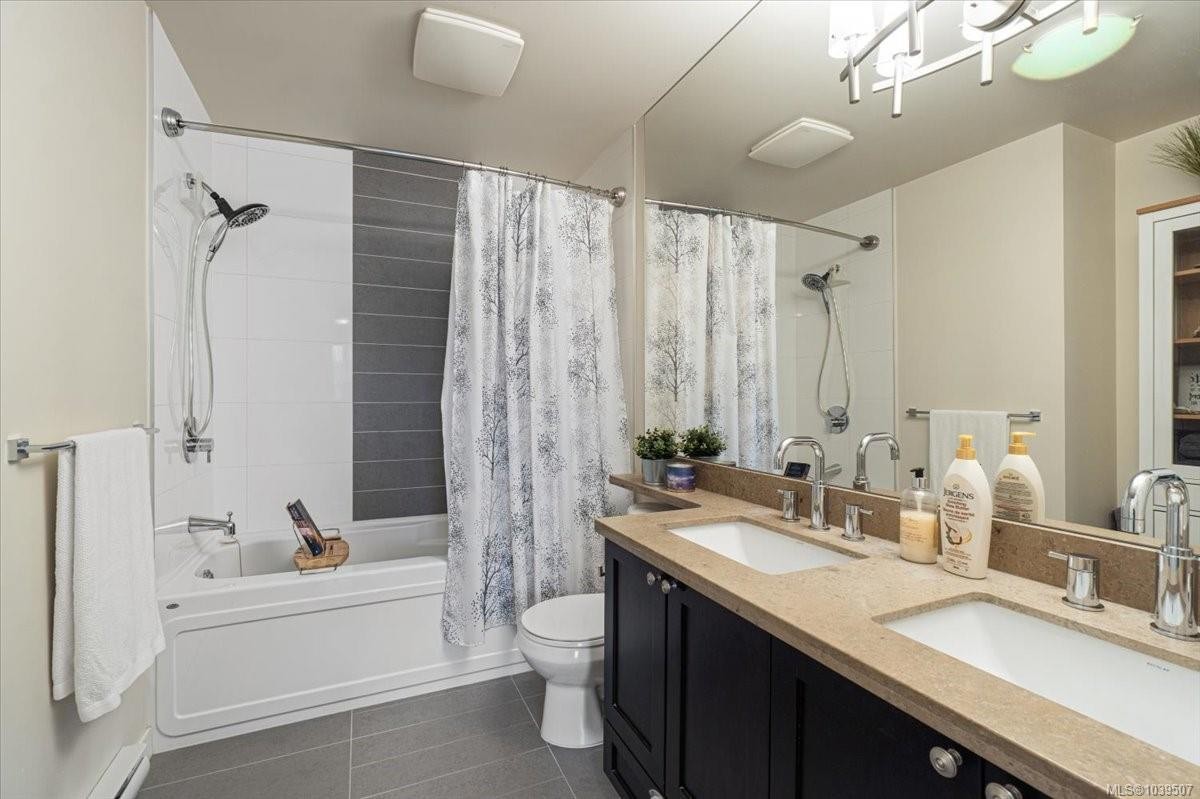 #411-99 Chapel St, Nanaimo, BC