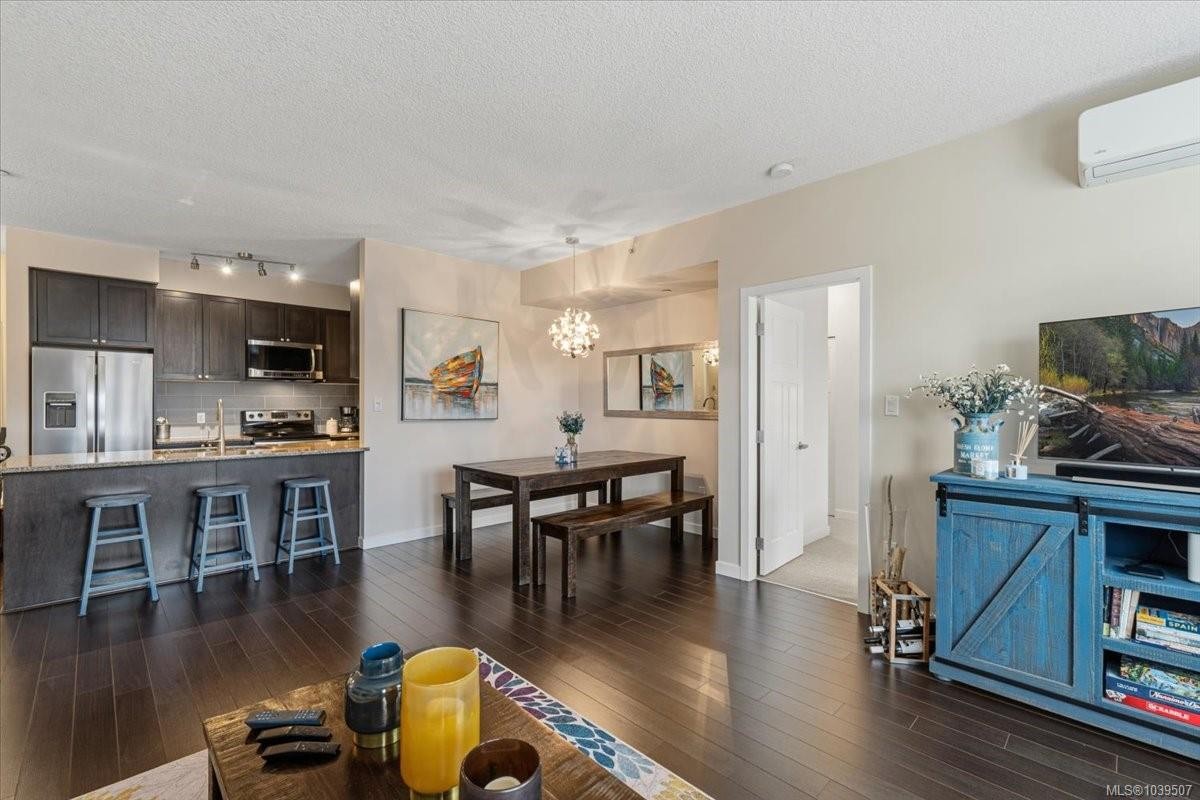 #411-99 Chapel St, Nanaimo, BC