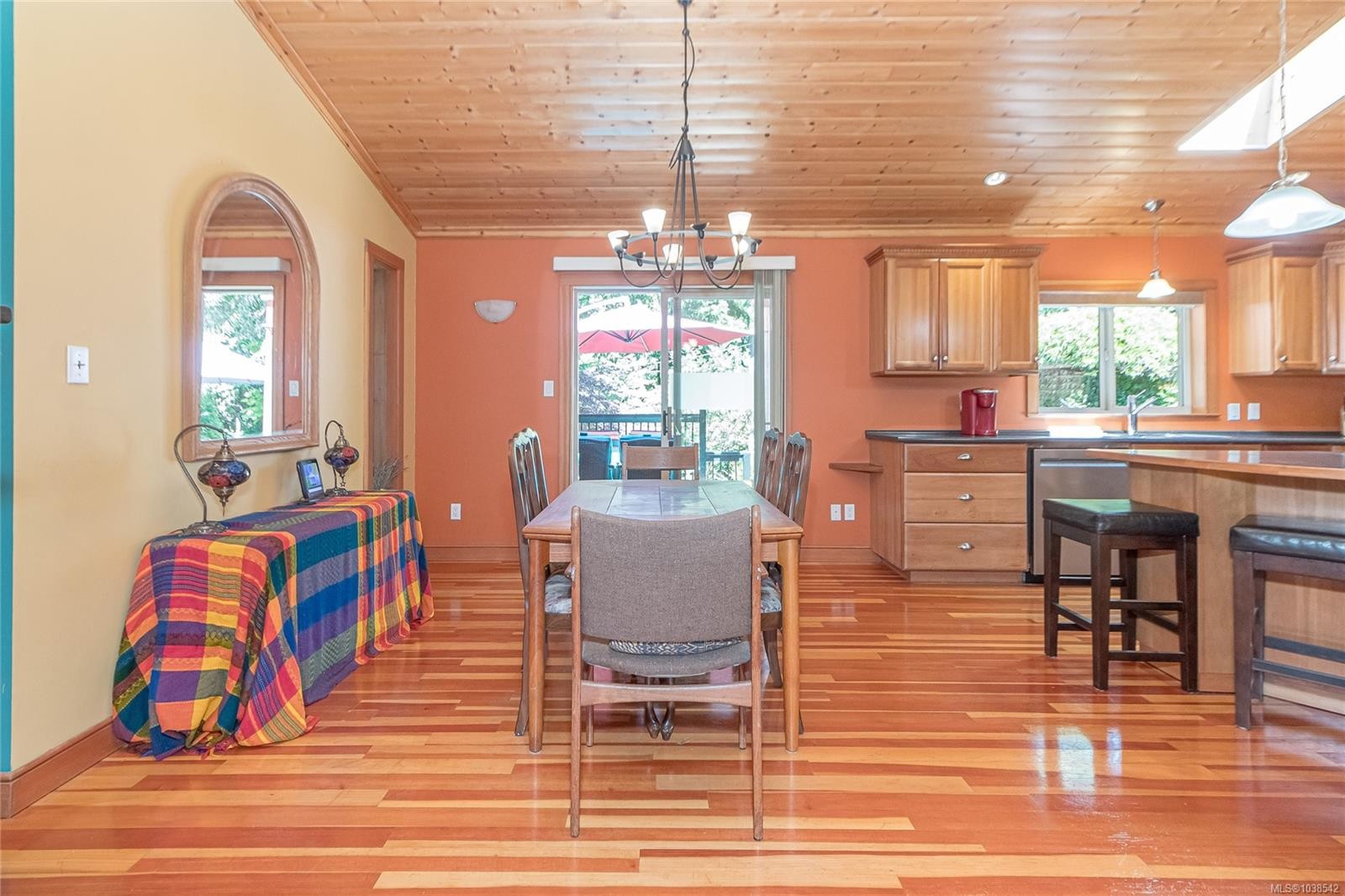 4611 Berbers Dr, Bowser, BC