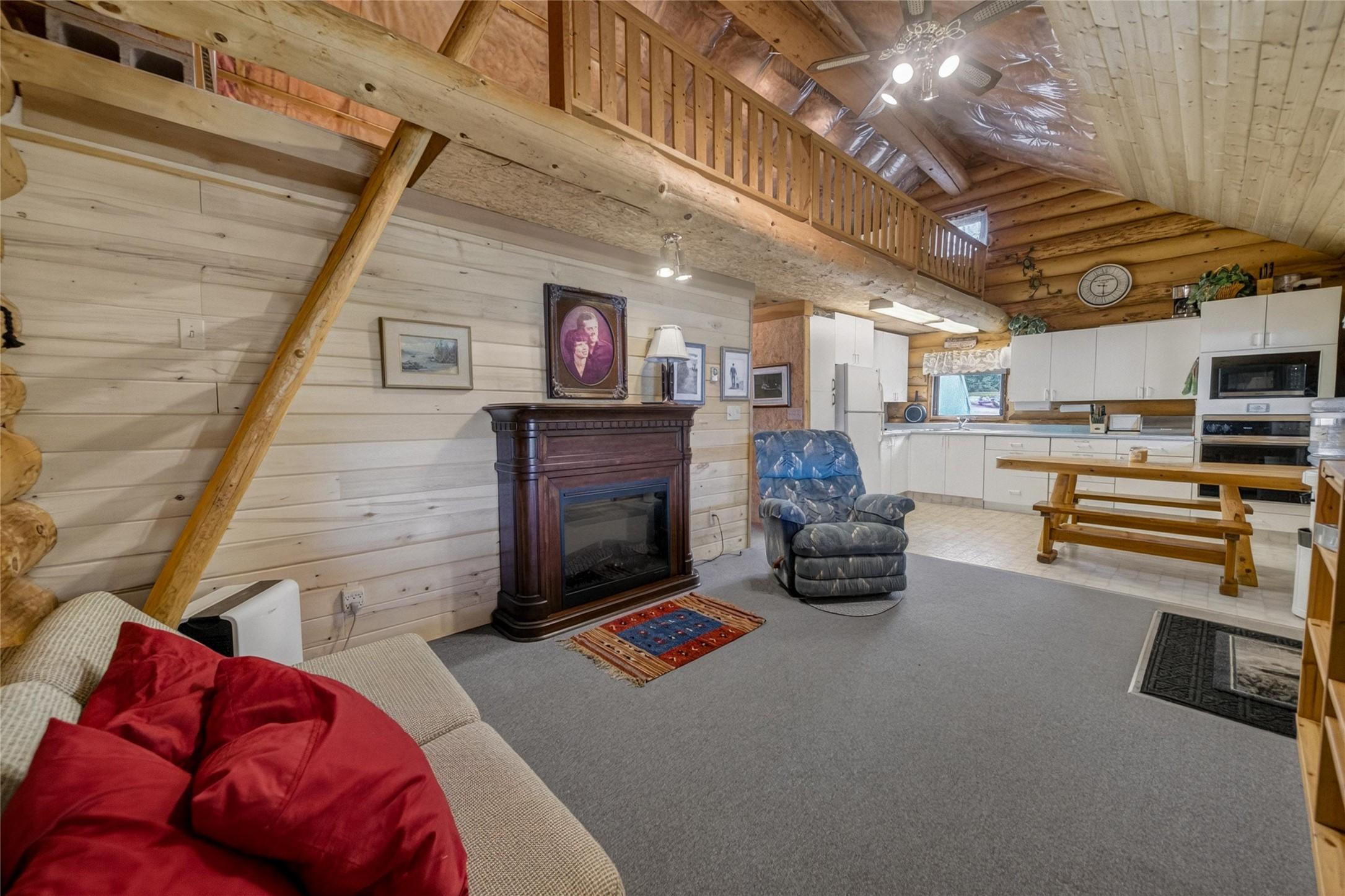 6279 Tie Lake Shore Road, Jaffray, BC