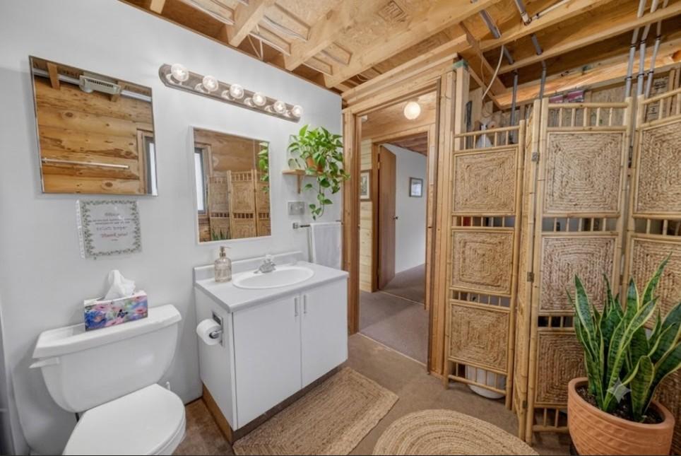 6279 Tie Lake Shore Road, Jaffray, BC
