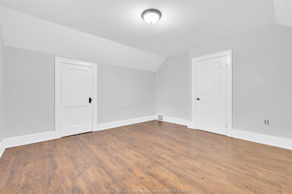 1341 Mckay, Windsor, ON
