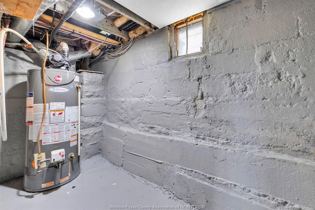 1341 Mckay, Windsor, ON