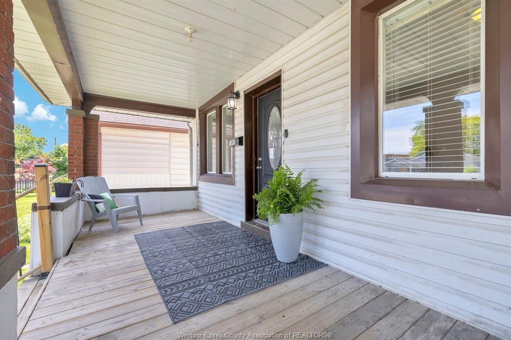 1341 Mckay, Windsor, ON