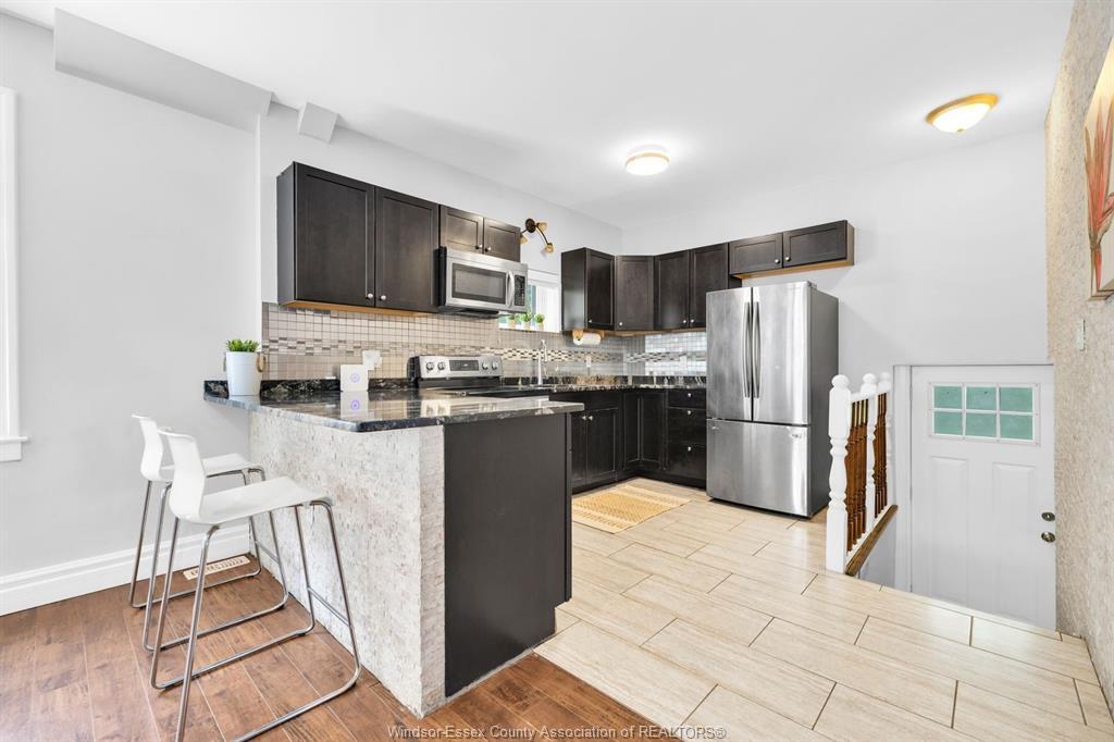 1341 Mckay, Windsor, ON