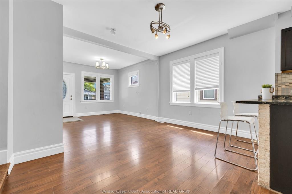 1341 Mckay, Windsor, ON