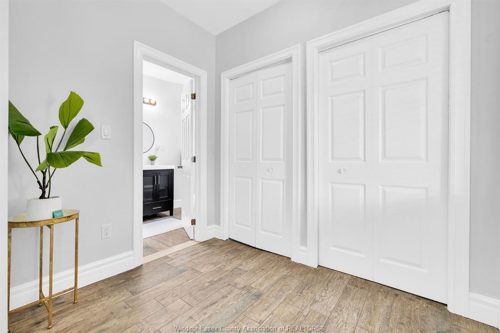 1341 Mckay, Windsor, ON