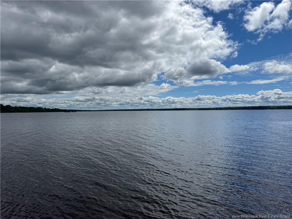 - Route 690, Maquapit Lake, NB