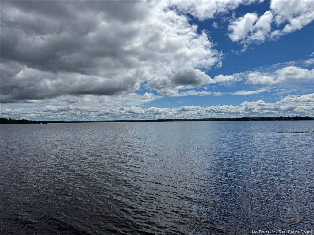 - Route 690, Maquapit Lake, NB