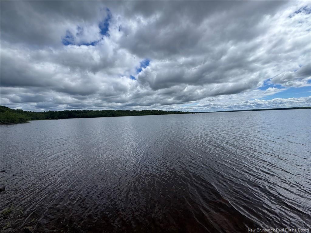 - Route 690, Maquapit Lake, NB