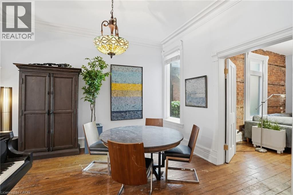101 Victoria Avenue S, Hamilton, ON