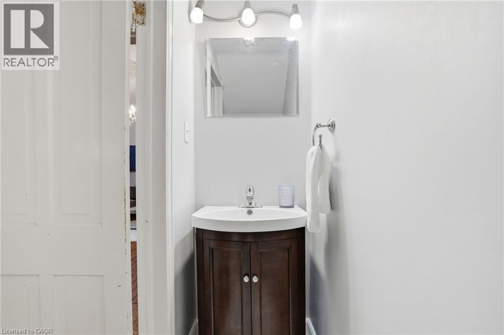 101 Victoria Avenue S, Hamilton, ON