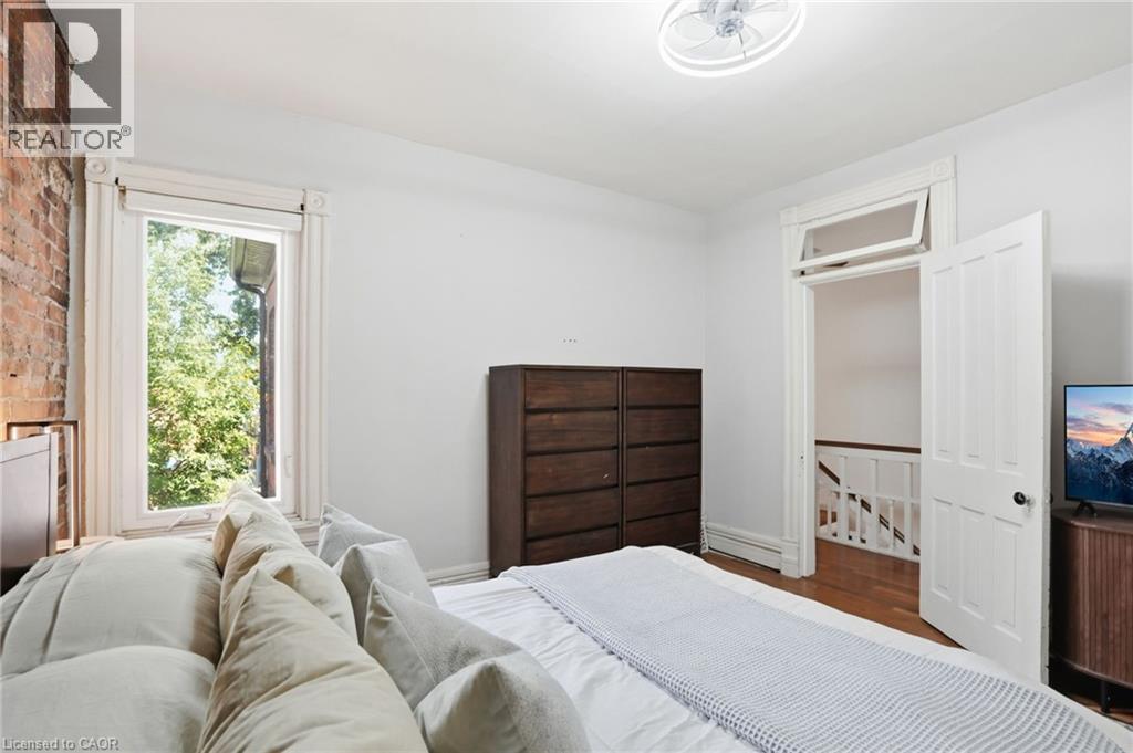 101 Victoria Avenue S, Hamilton, ON