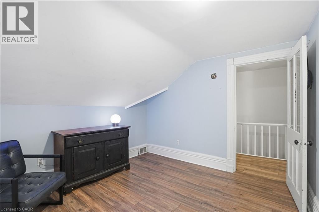 101 Victoria Avenue S, Hamilton, ON
