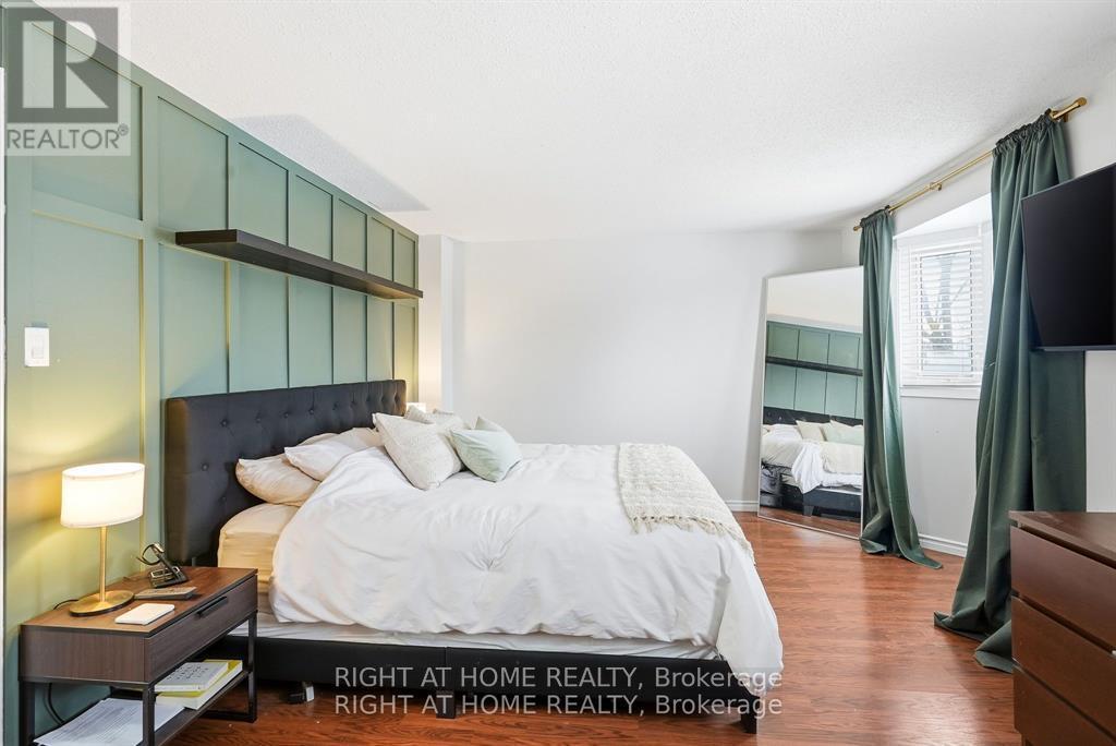 1633 Lafrance Drive, Ottawa, ON