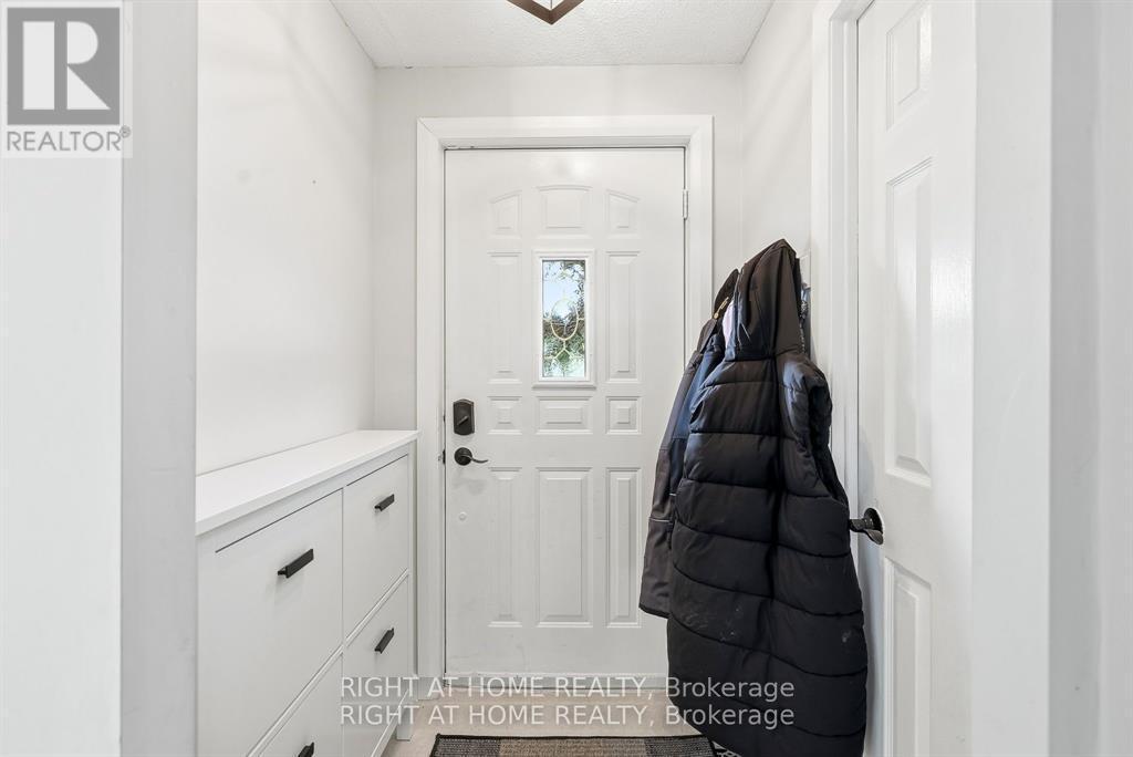 1633 Lafrance Drive, Ottawa, ON