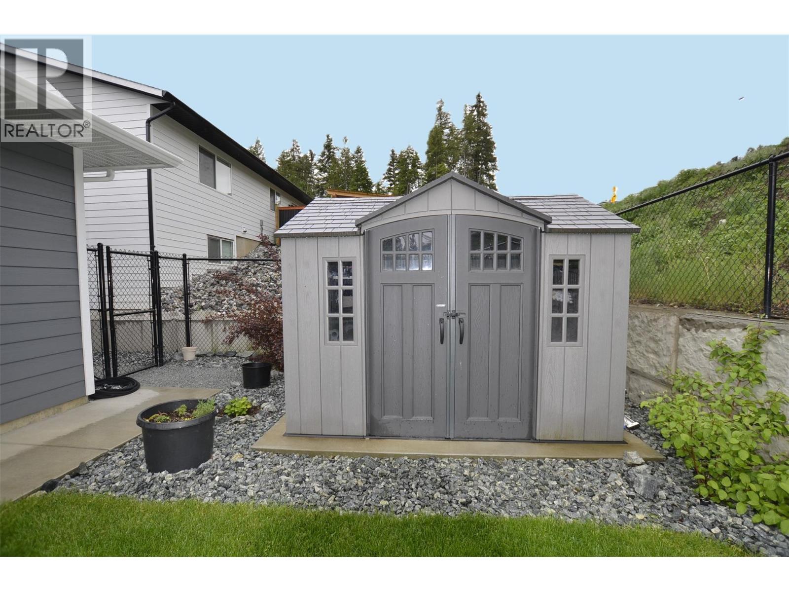2744 Cedar Ridge Street, Lumby, BC - Outdoor With Exterior