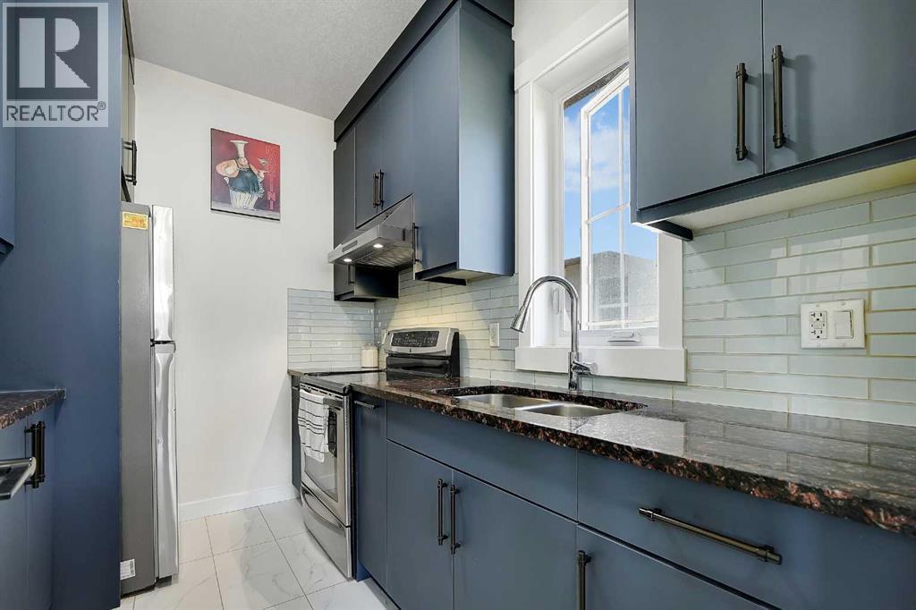 192 Sandpiper Landing, Chestermere, AB