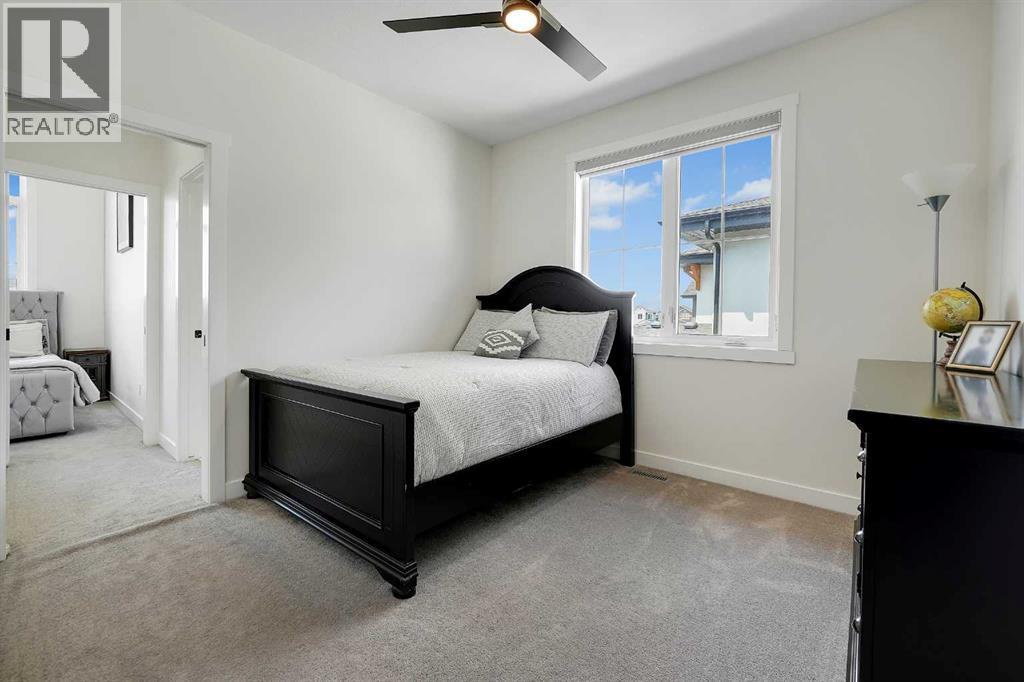 192 Sandpiper Landing, Chestermere, AB