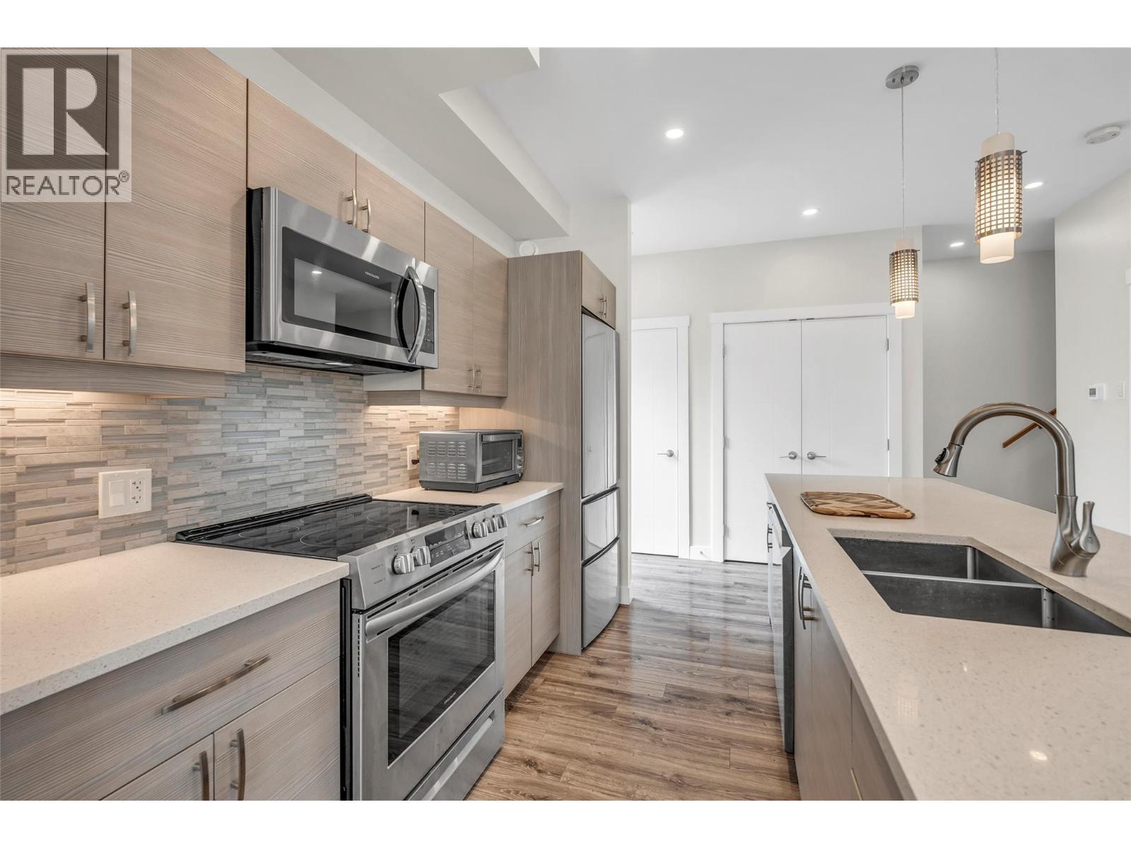 436 Pickering Street Unit# 102, Penticton, BC