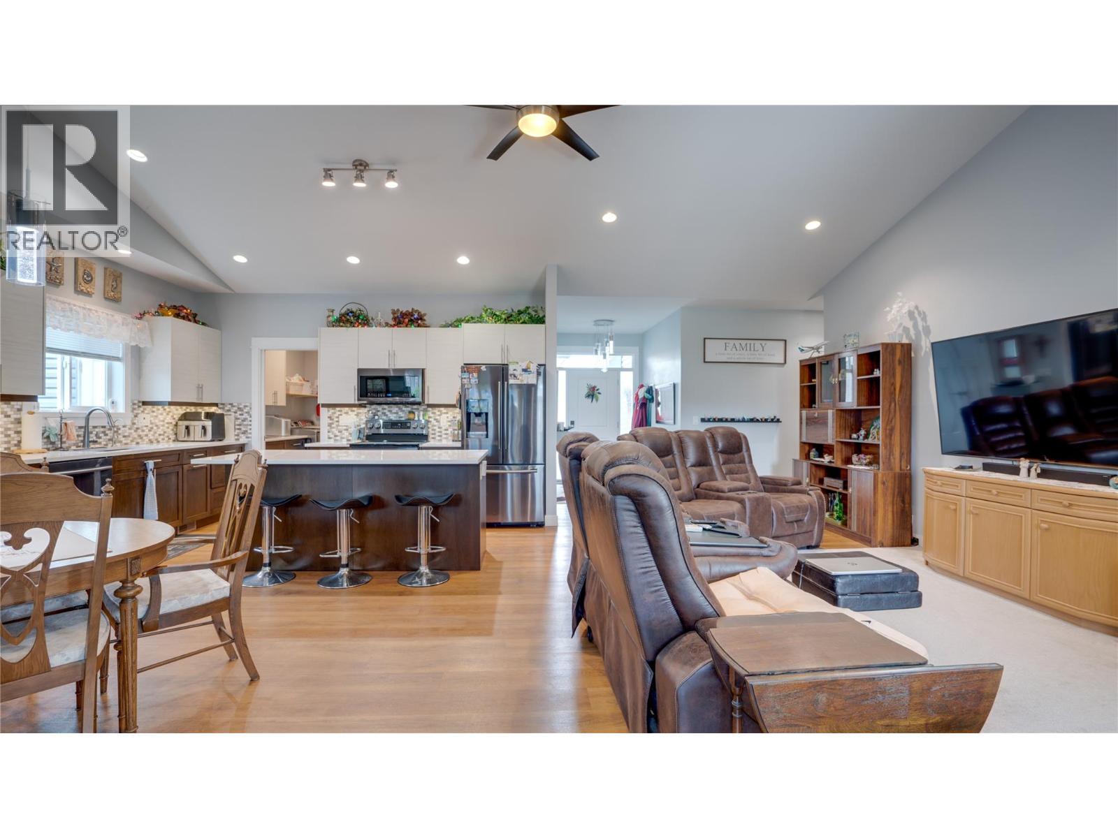 903 9 Avenue, Vernon, BC