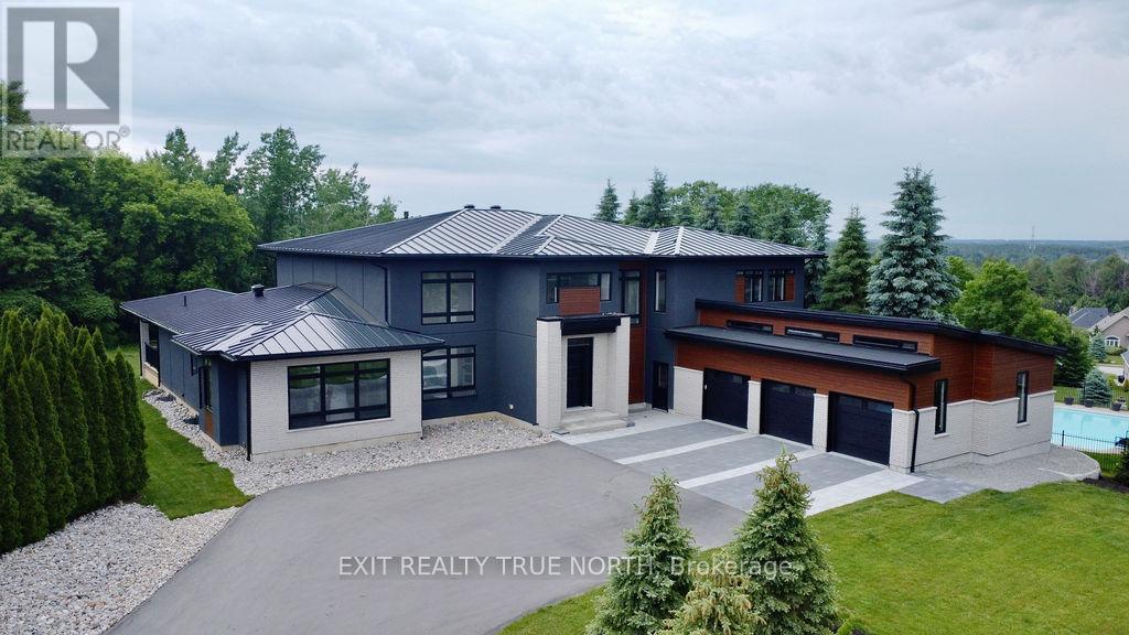 57 Glenhuron Drive, Springwater, ON