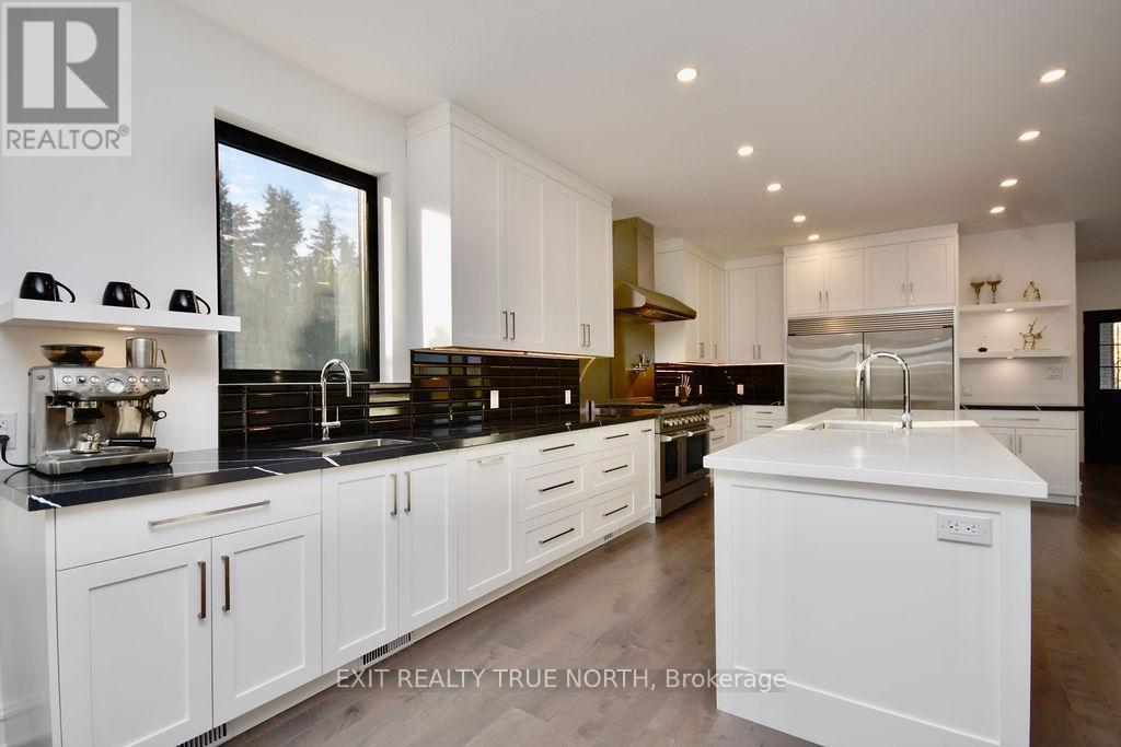 57 Glenhuron Drive, Springwater, ON