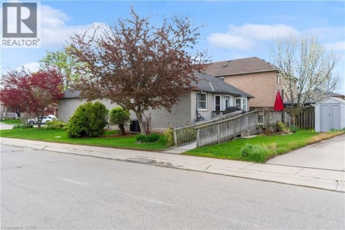 50 Spadara Drive, Hamilton, ON - Outdoor