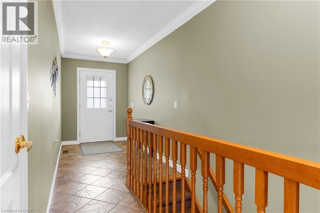 50 Spadara Drive, Hamilton, ON - Indoor Photo Showing Other Room