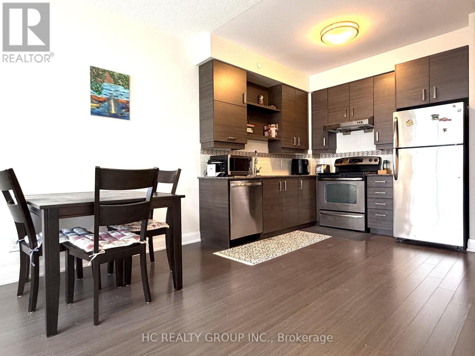 211 - 8228 Birchmount Road, Markham, ON