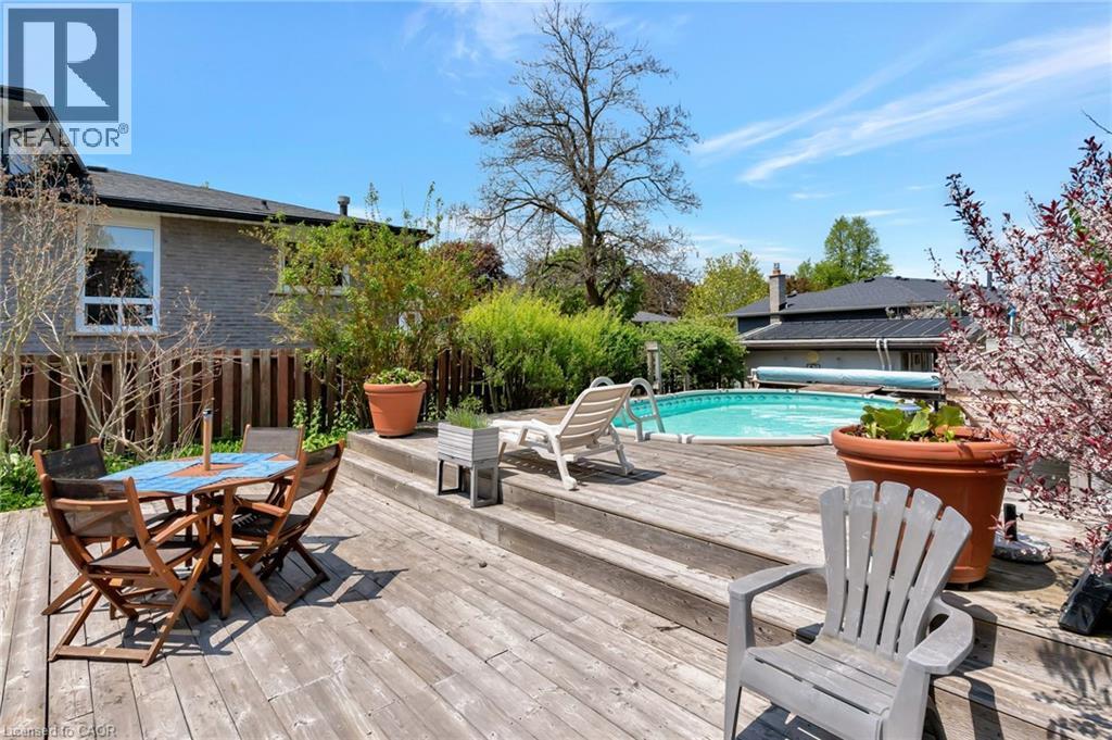 224 Erindale Crescent, Cambridge, ON